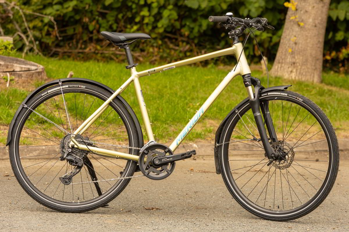 Ex-hire Merida Crossway 300 leisure bike